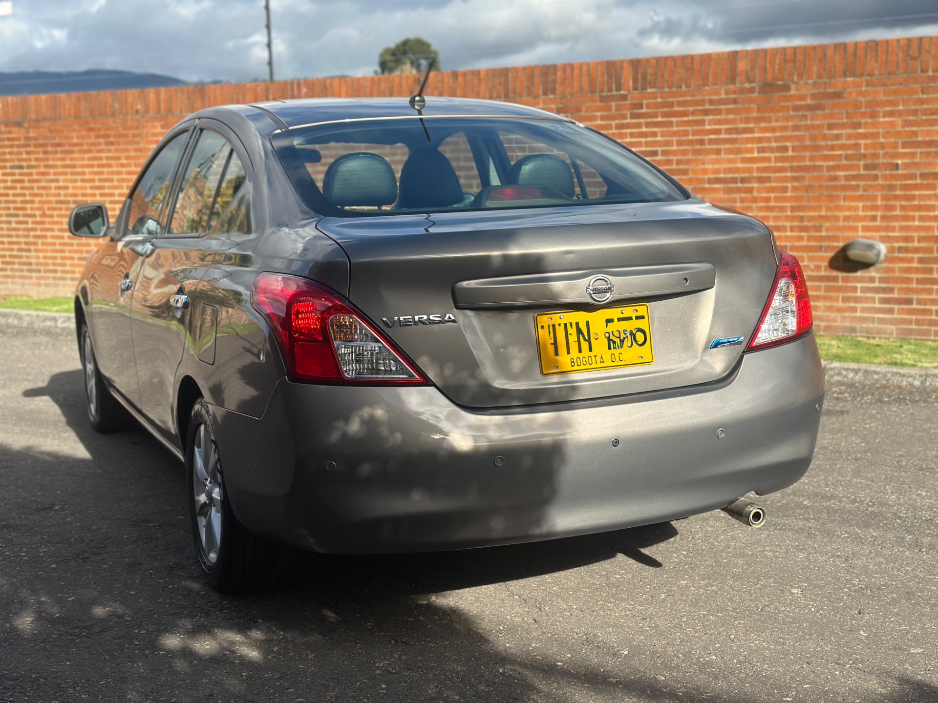 Nissan versa advance 2014 automatico 3